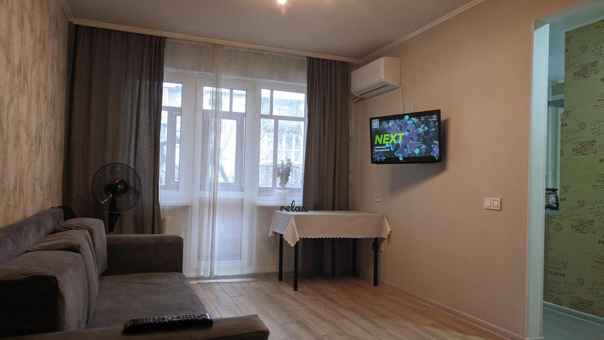 Apartment Near City Center On Peremohy Avenue 46 Chernihiv Exterior photo
